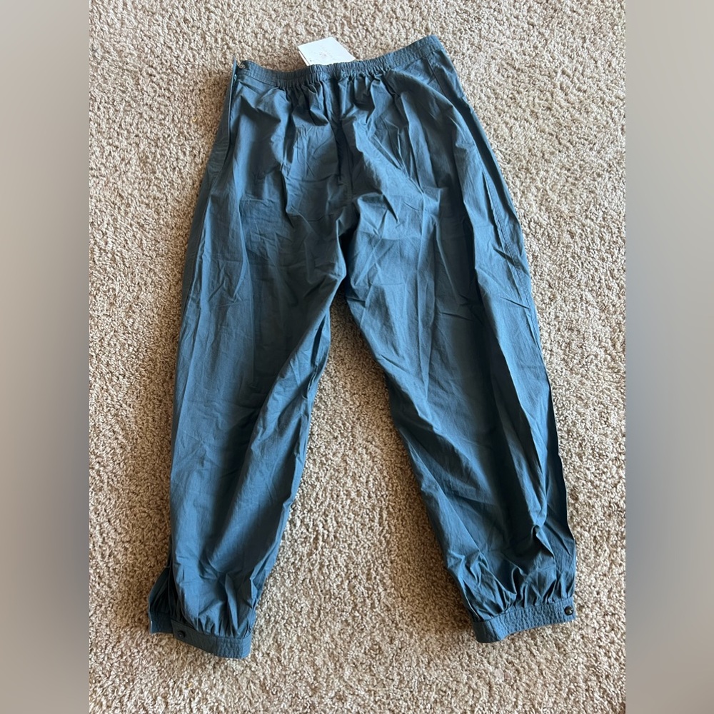 Female joggers